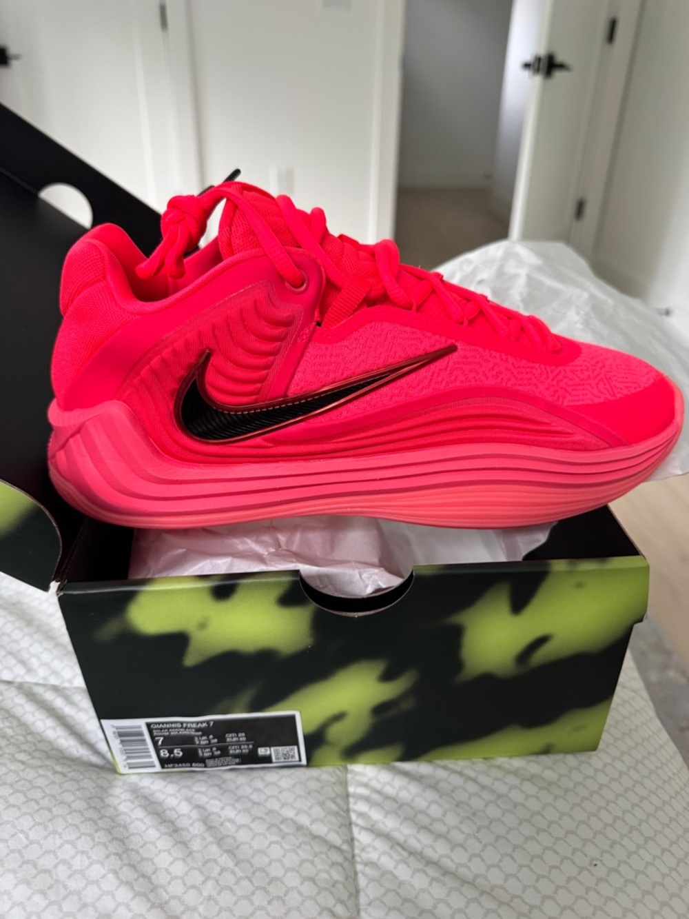 Nike Men's Neon Pink Sneakers with Black Swoosh